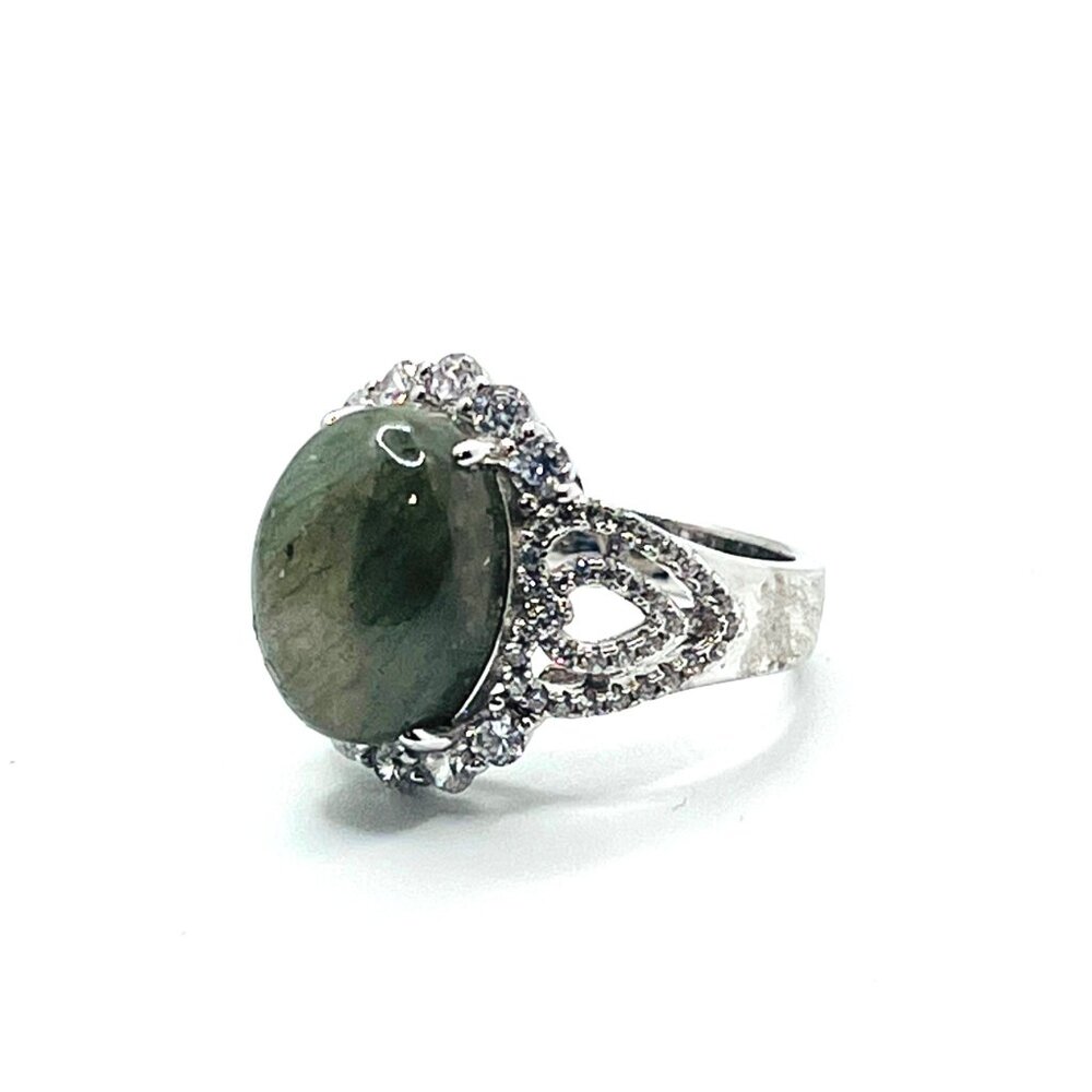 NWOT, Beautiful Labradorite stone on a 925 sterling silver band, size 7 - Picture 5 of 7